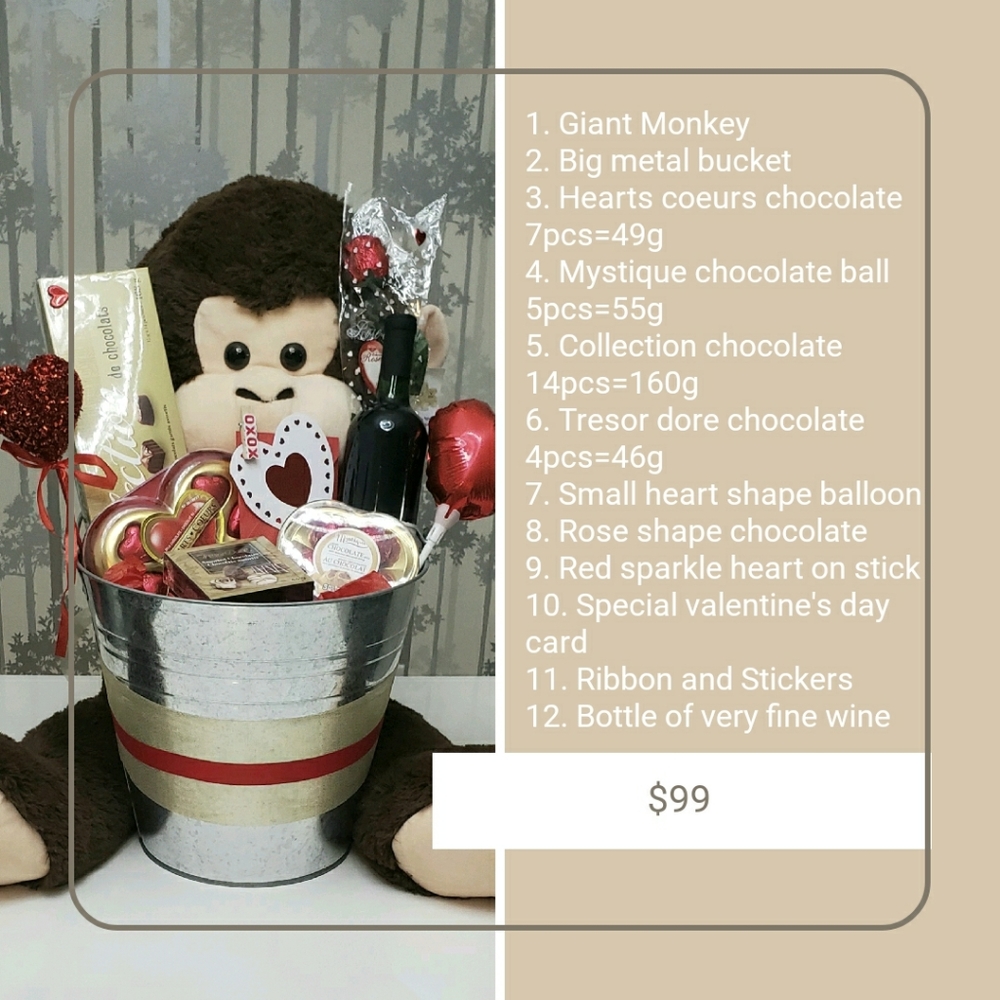 Giant Monkey with giant hug